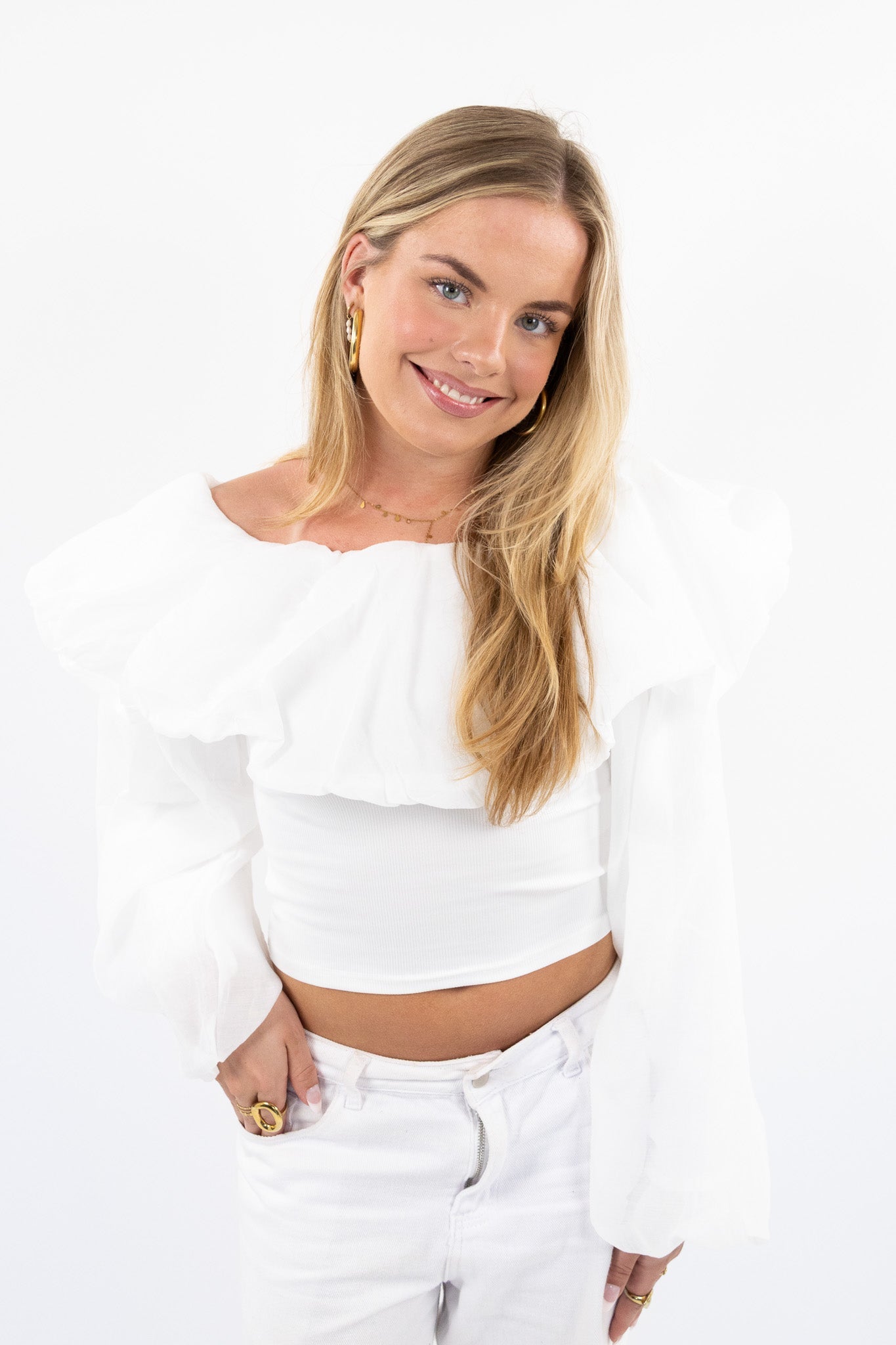 Noemie off shoulder top