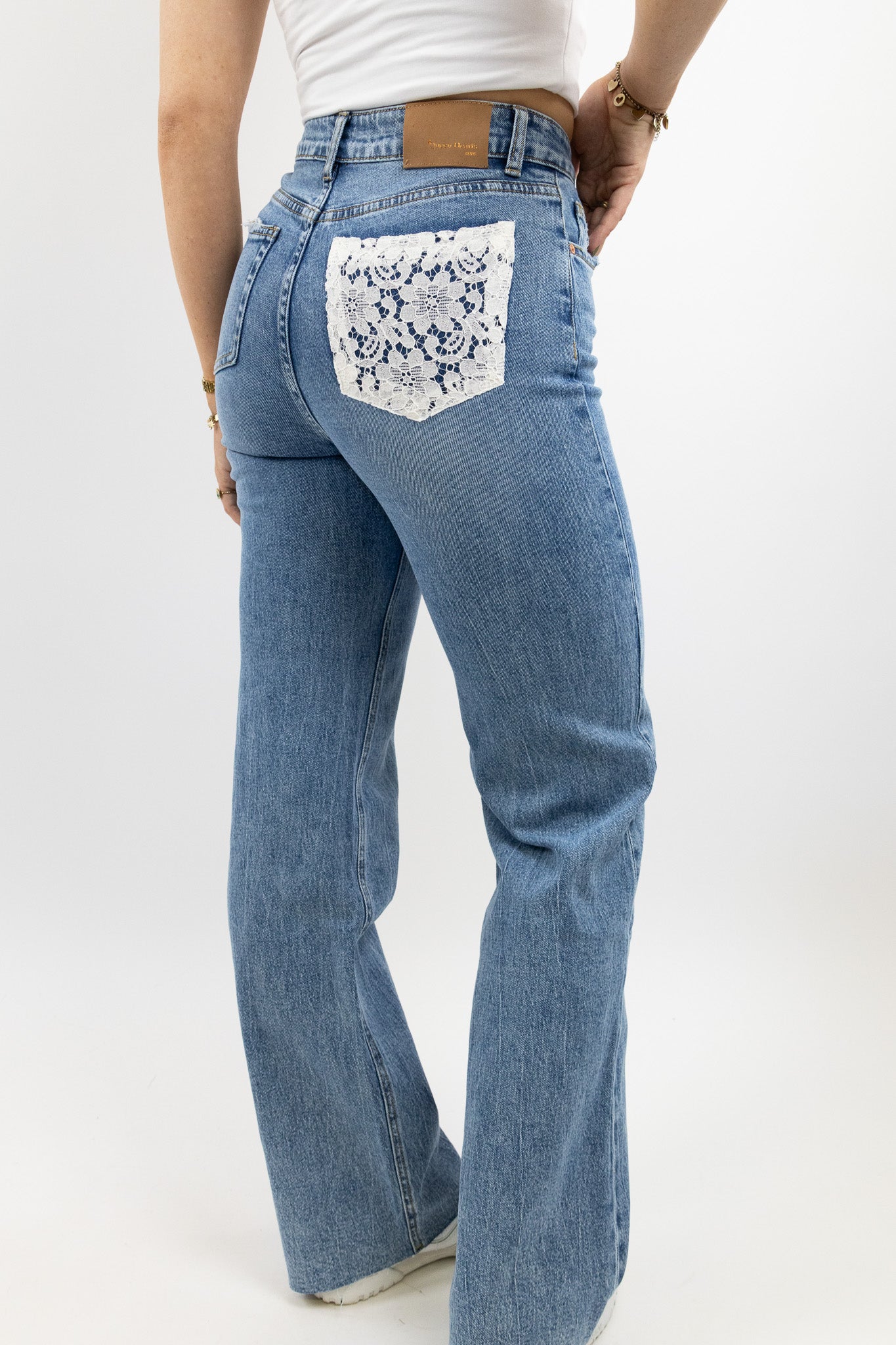 Casey lace pocket jeans -stretch