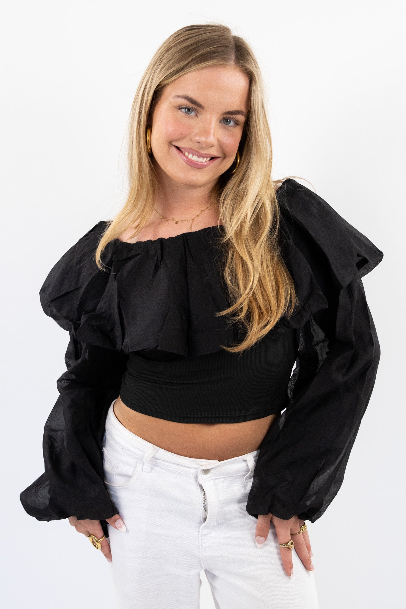 Noemie off shoulder top